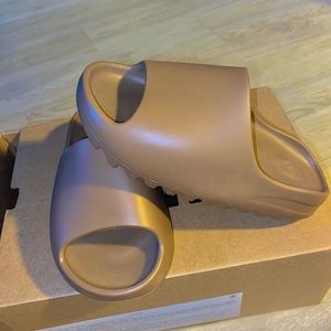 Adidas Yeezy Boost 350V2 Slides